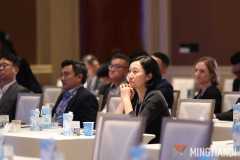 Watching_IMG_2830