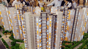 China real estate recovers in October 2012
