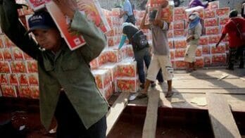 china export surplus