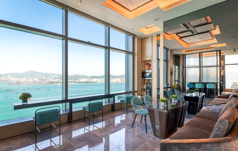 Kennedytown Seaview Lounge