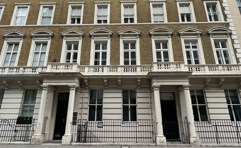 6 Cavendish Place London