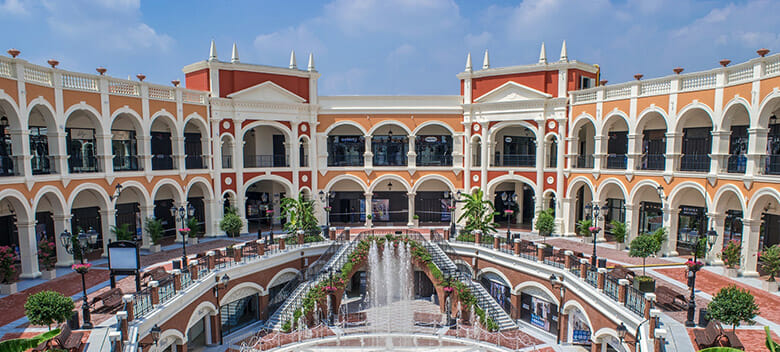 Florentia Village Guangzhou Outlet Mall
