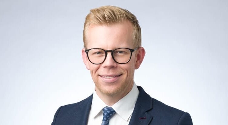 Matt Walker, Mapletree