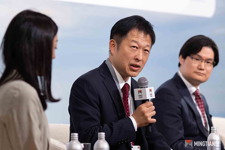 Koichiro Obu of DWS speaking at the MIngtiandi Tokyo Forum